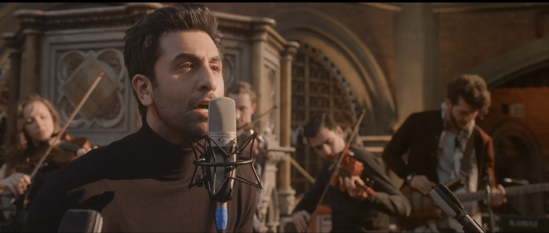 ae-dil-hai-mushkil-review-3